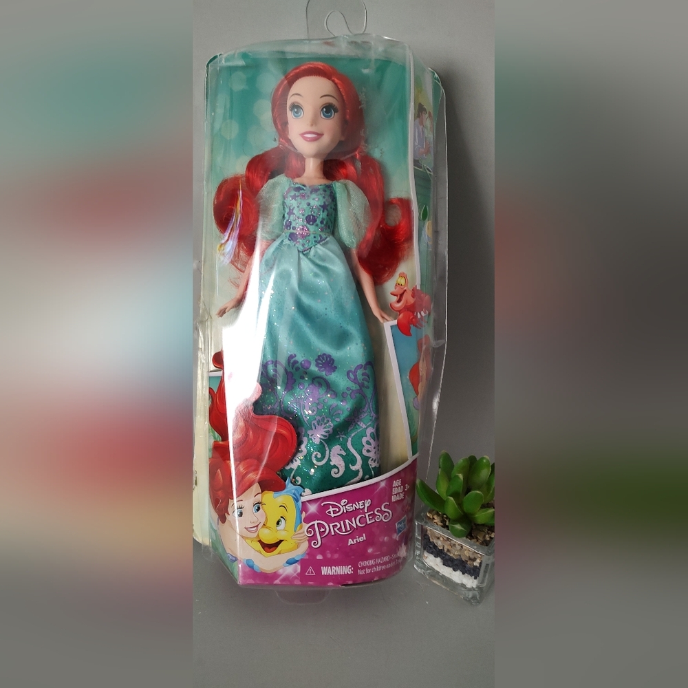 Disney Princess Ariel Doll Style Princess New With Out Box Regular Size Ariel